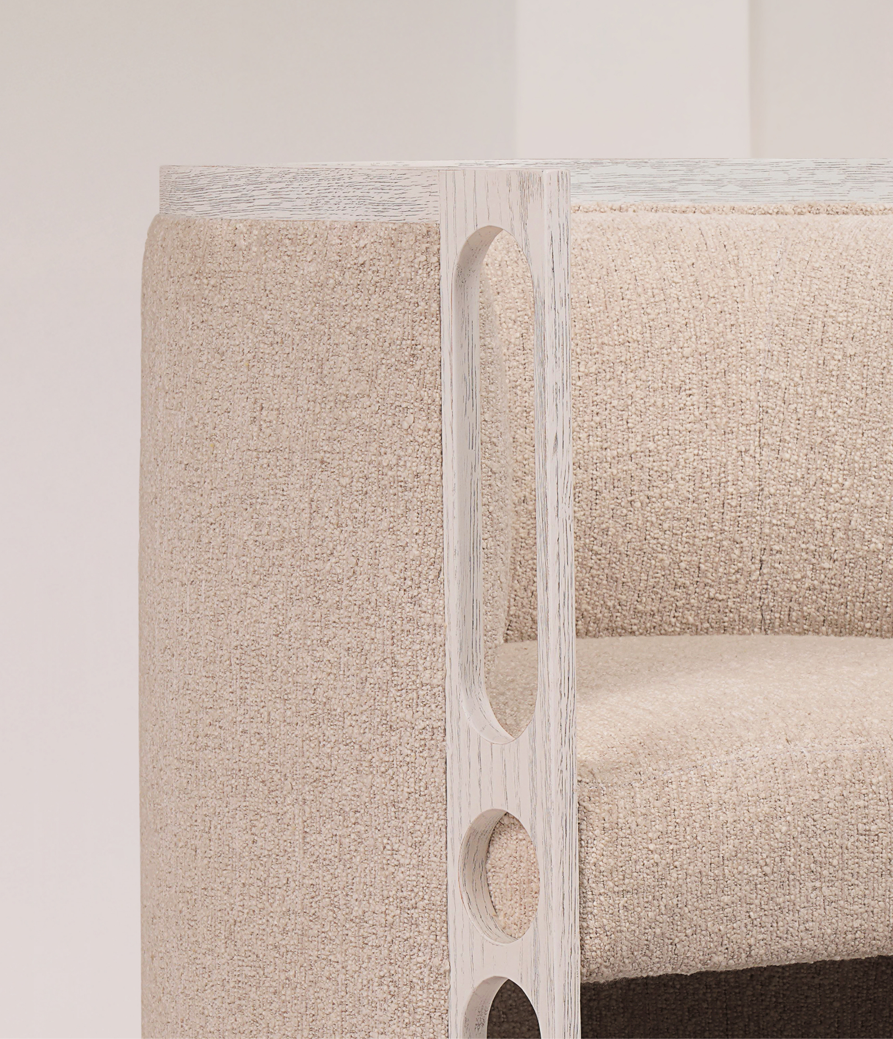 Arlo Club Chair