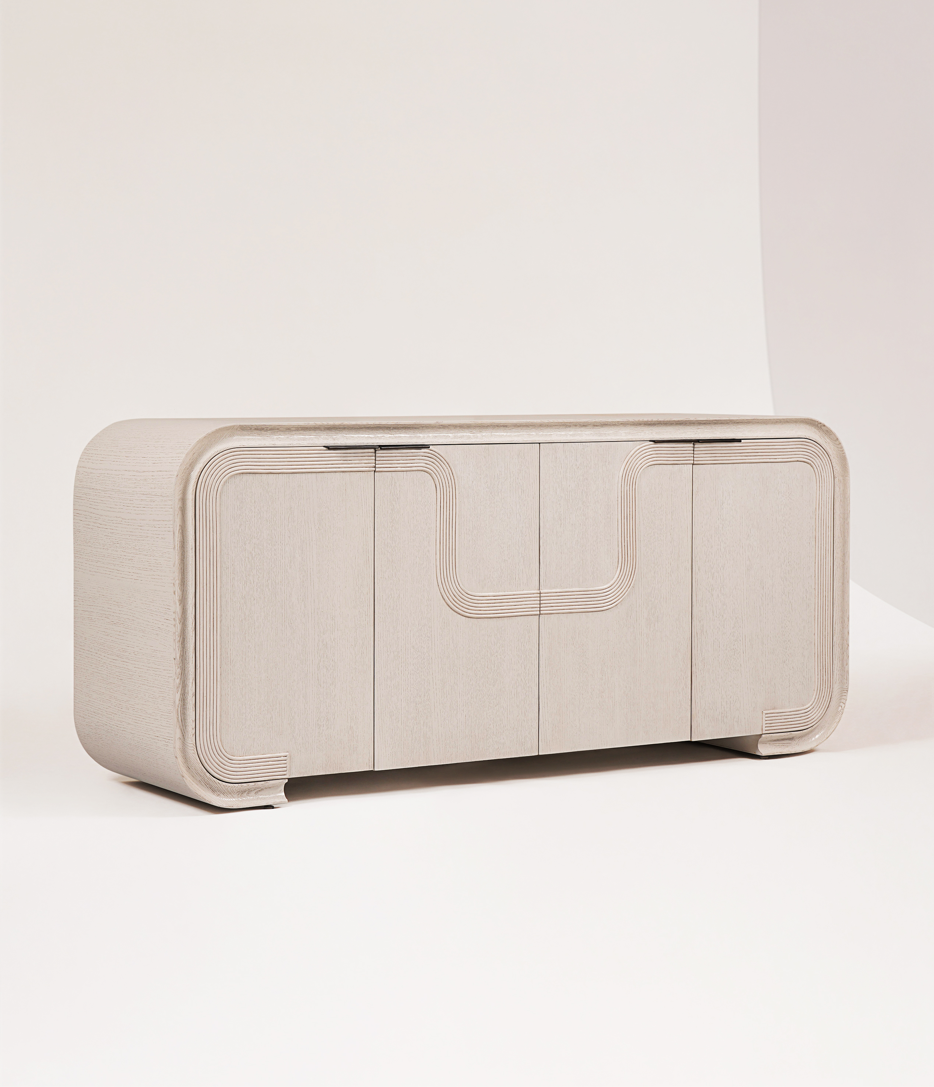Soren Credenza