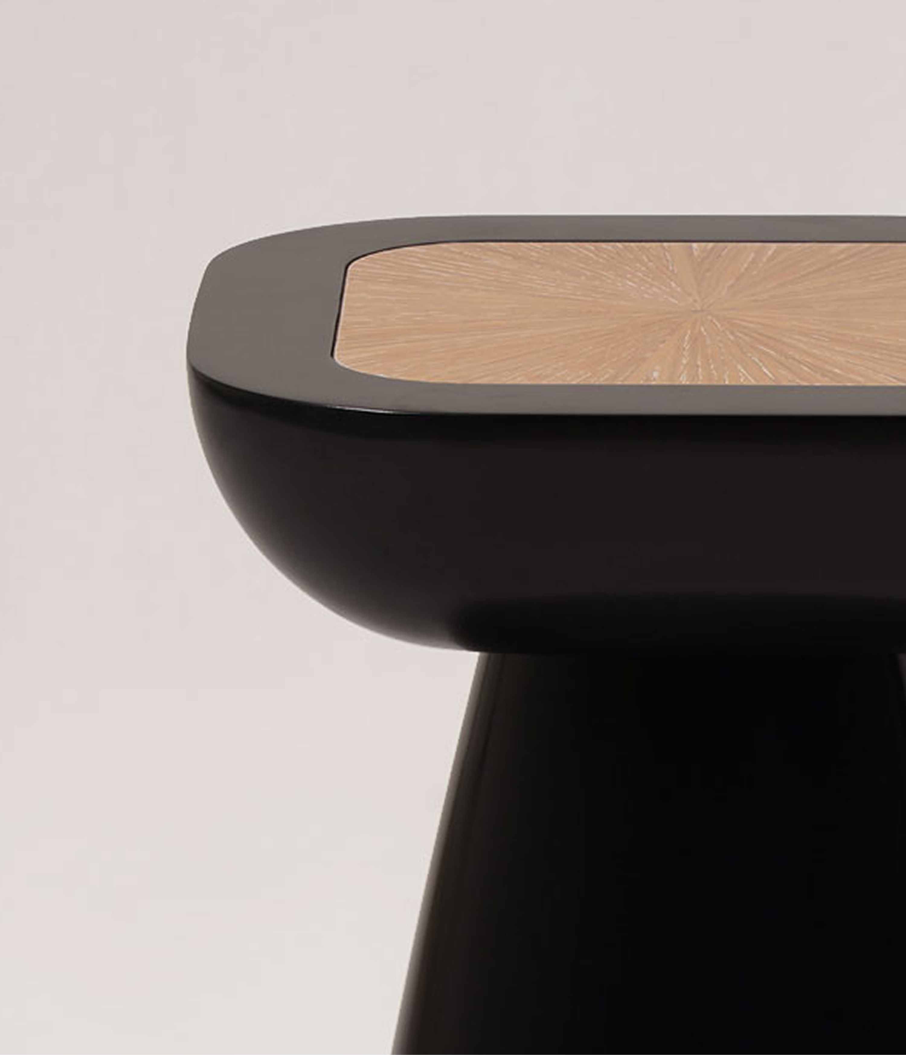 Astra Accent Table