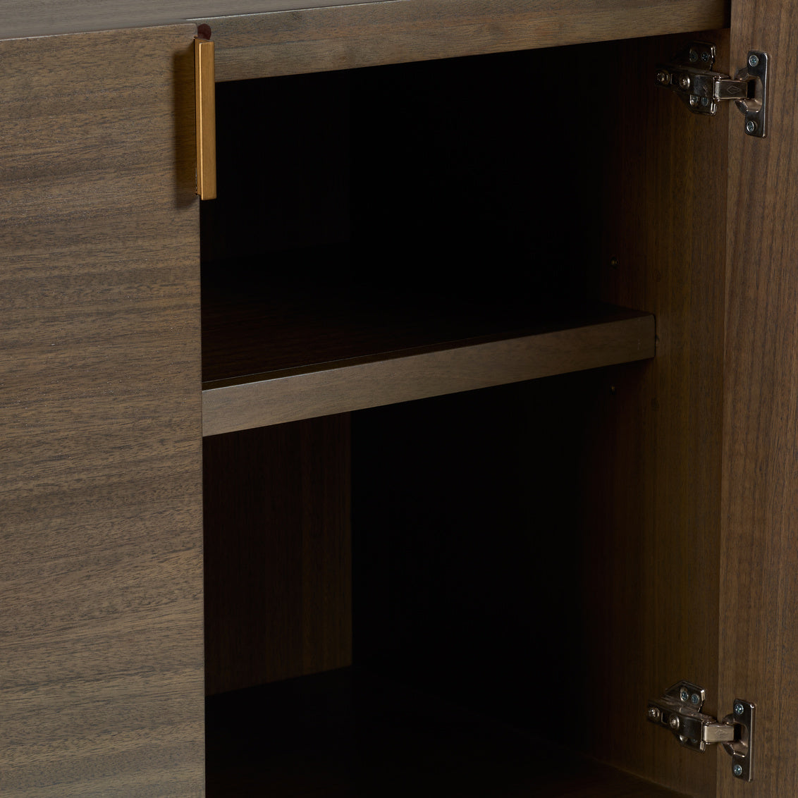 Ardelle Credenza